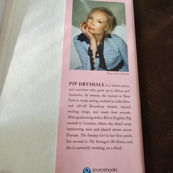 The Sunday Girl, Hardcover Book by Pip Drysdale - Picture 10 of 10